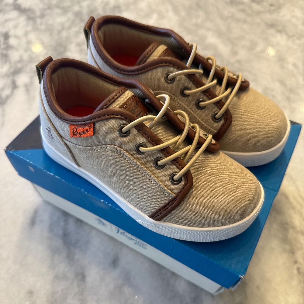 Original penguin junior sneakers size 10